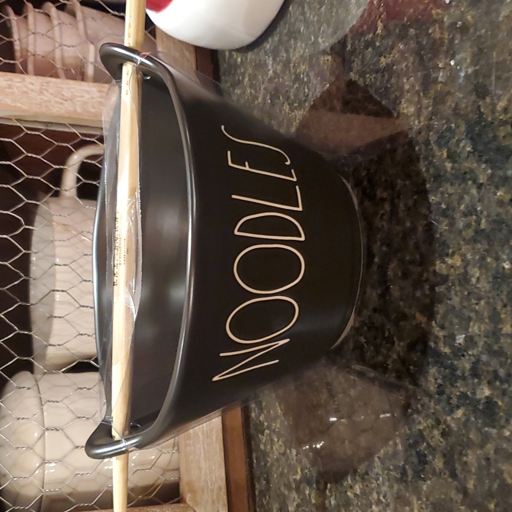 Rae Dunn Noodles black